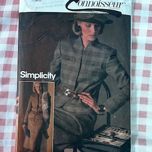 Vintage 1984 Simplicity Sewing Pattern 6580 Connoisseur Collection (Uncut)