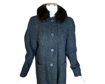 Vintage Tweed Coat with Fur Collar