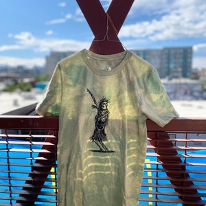 Small Tri-Blend Green Ballast Point Hand-Dyed Bleached T-Shirt