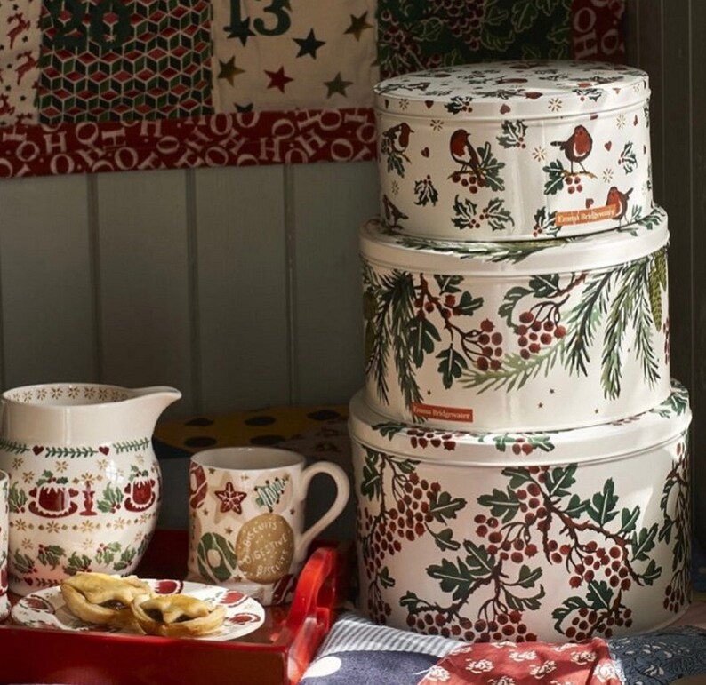 Set Christmas Cake Tins Hawthorn Berry & Robin Decor
