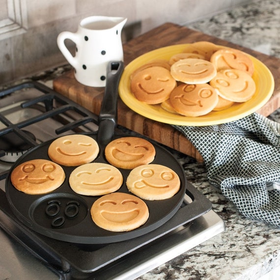 Mini Sheet Pan Pancakes - Nordic Ware