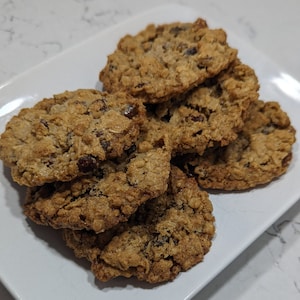 Classic Oatmeal Raisin Cookies, One Dozen (12)