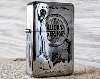 Vintage Lucky Strike Sigaret Flip Top aansteker GRATIS GRAVEREN Winddichte Benzine Benzine Sigaren Sigaretten Bijgevuld Flip Style Retro Aanstekers