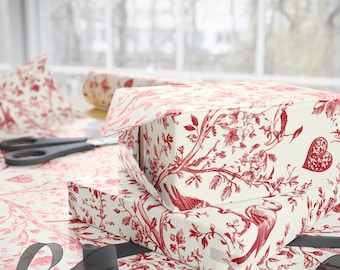 Carta da regalo in toile de jouy rossa, carta da regalo in toile de jouy rossa, carta da regalo in toile de jouy, carta natalizia con uccellini innamorati, carta per coppie, carta da matrimonio, carta per San Valentino