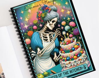 Queen of the Kitchen Tarot Card Spiral Notebook: Halloween Recipe Journal