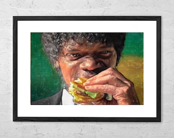 Può includere: Un ritratto ravvicinato di un uomo con un afro scuro, che indossa una giacca da abito, morde un hamburger. L'immagine è disegnata in uno stile colorato e testurizzato.