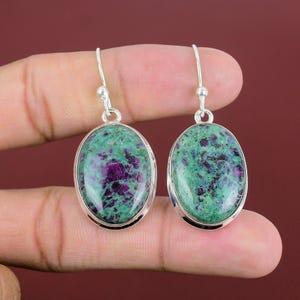 Orecchini pendenti in argento sterling 925 con fucsite e rubino fatti a mano