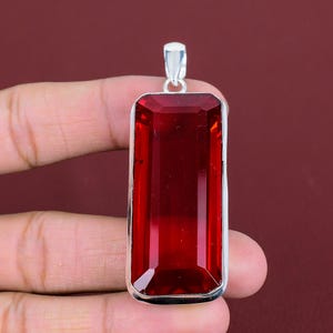 Faceted mozambique garnet pendant natural gemstone pendant 925 sterling silver pendant healing stone jewelry handmade pendant gifts for wife