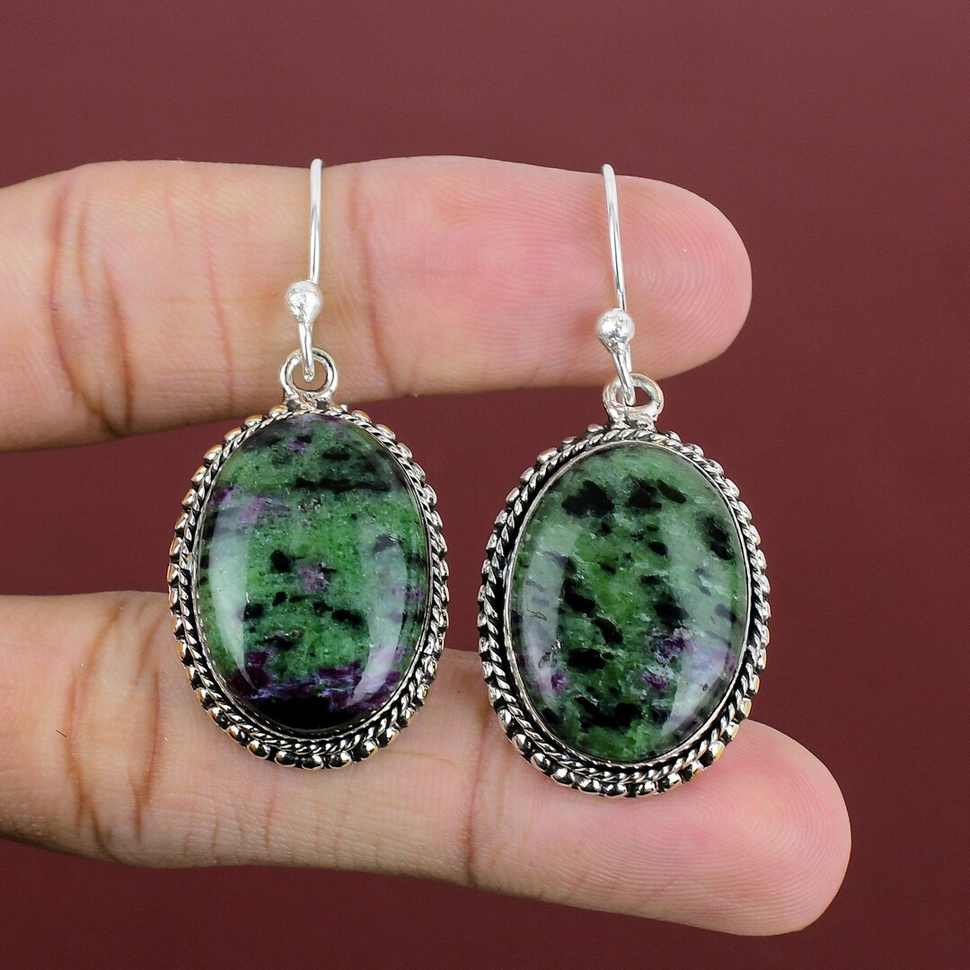 Boucles D'oreilles En Argent Serti De Ruby Zoisite - Pierres 28x15 Mm, Neuves Sans Emballage