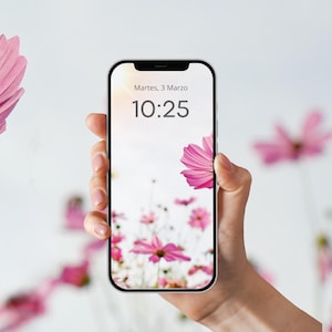 Downloadable flower wallpapers for iPhone, floral wallpaper for Android. Spring on your mobile.