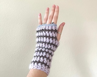 Dainty Striped Fingerless Gloves- Crochet PDF Pattern