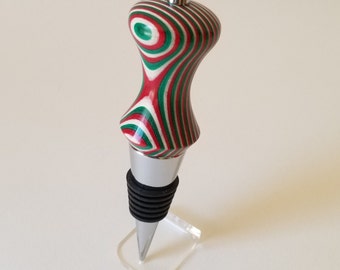 Wooden Wine Stopper in Green, White and Red. Flag of Italy, Bulgaria, Hungary, Iran & Mexico.