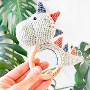 Crochet pattern Dino Daan