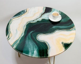 Emerald green coffee table, Resin coffee table, Green gold coffee table, Round coffee table, Epoxy handmade table, Marble Look Round Table