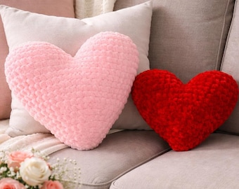 Ręcznie robiona szydełkowa poduszka w kształcie serca – pluszowy aksamit, prezent na Dzień Matki i Wielkanoc