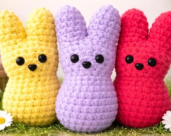 Szydełkowana pluszowa wielkanocna króliczka – ręcznie robiona włóczka Chenille Peep, wiosenna dekoracja