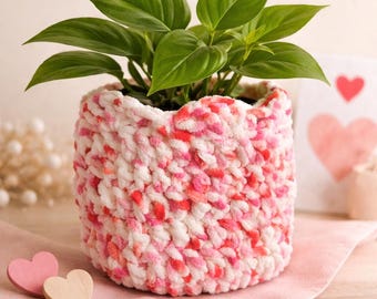 Ręcznie robiony na szydełku przytulny przytulak do roślin – pluszowy w kropki prezent na Dzień Matki lub Wielkanoc