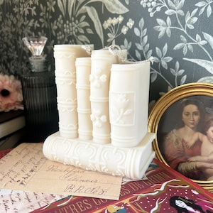Candle in the shape of old books, Mother&#39;s Day, scented candle, reading passion, beauty and the beast, library decoration, gift idea, candle.