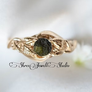 Natural Raw Moldavite Ring In 14K Yellow Gold , Unique Moldavite Ring, Meteorite Ring, Authentic Moldavite, Leaf Shape Ring, Gift for Her