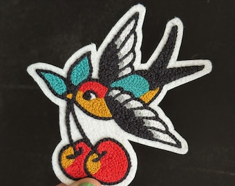 スズメとサクランボの伝統的なタトゥーフラッシュチェーンステッチ刺繍パッチ