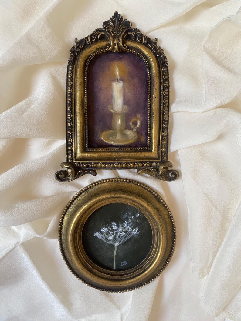 Original Botanical Painting, Round Vintage Frame, Dark Academia Wall Art (4 Inch) image 6