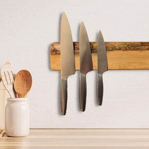 Magnetic knife block / Wooden magnetic knife holder / Wall mounted magnetic knife rack / Gift for chef image 3