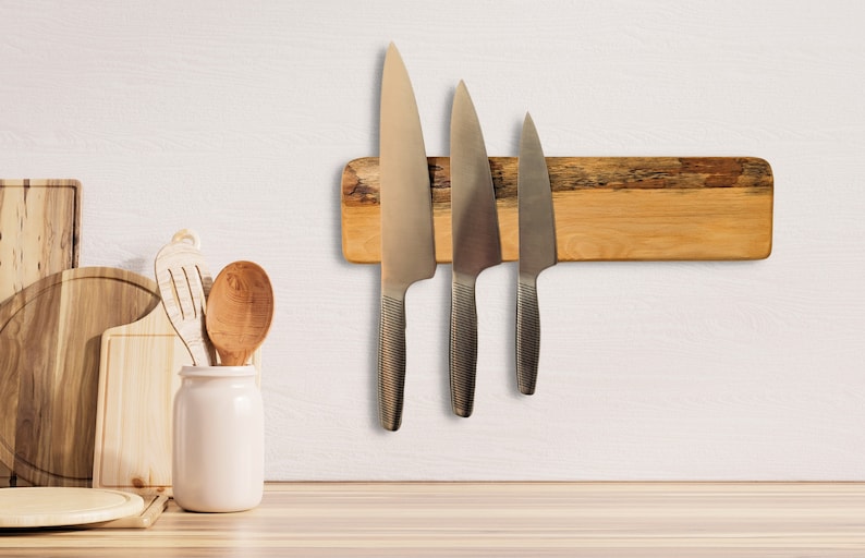 Magnetic knife block / Wooden magnetic knife holder / Wall mounted magnetic knife rack / Gift for chef image 3