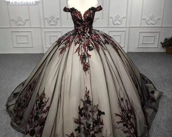 Schwarzes Brautkleid, schwarzes und rotes Hochzeitskleid, schwarzes Tüll-Ballkleid, rote silberne Blumenspitze mit Stickerei, schwarze Perlen-Ballkleid im Gothic-Stil