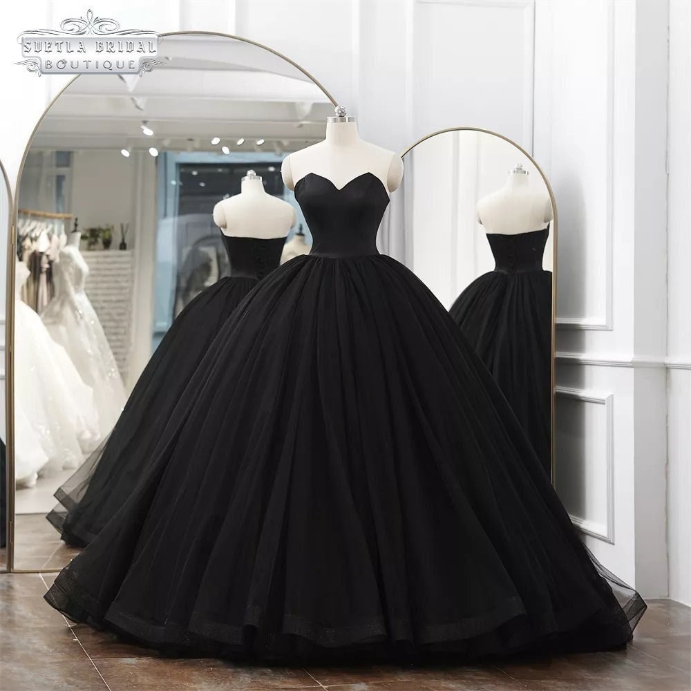 Black Wedding Dress Ball Gown, Black Satin Corset Sweetheart Wedding Gown  Puffy Tulle Skirt With Train, Gothic Wedding Dress, Black Ballgown - Etsy
