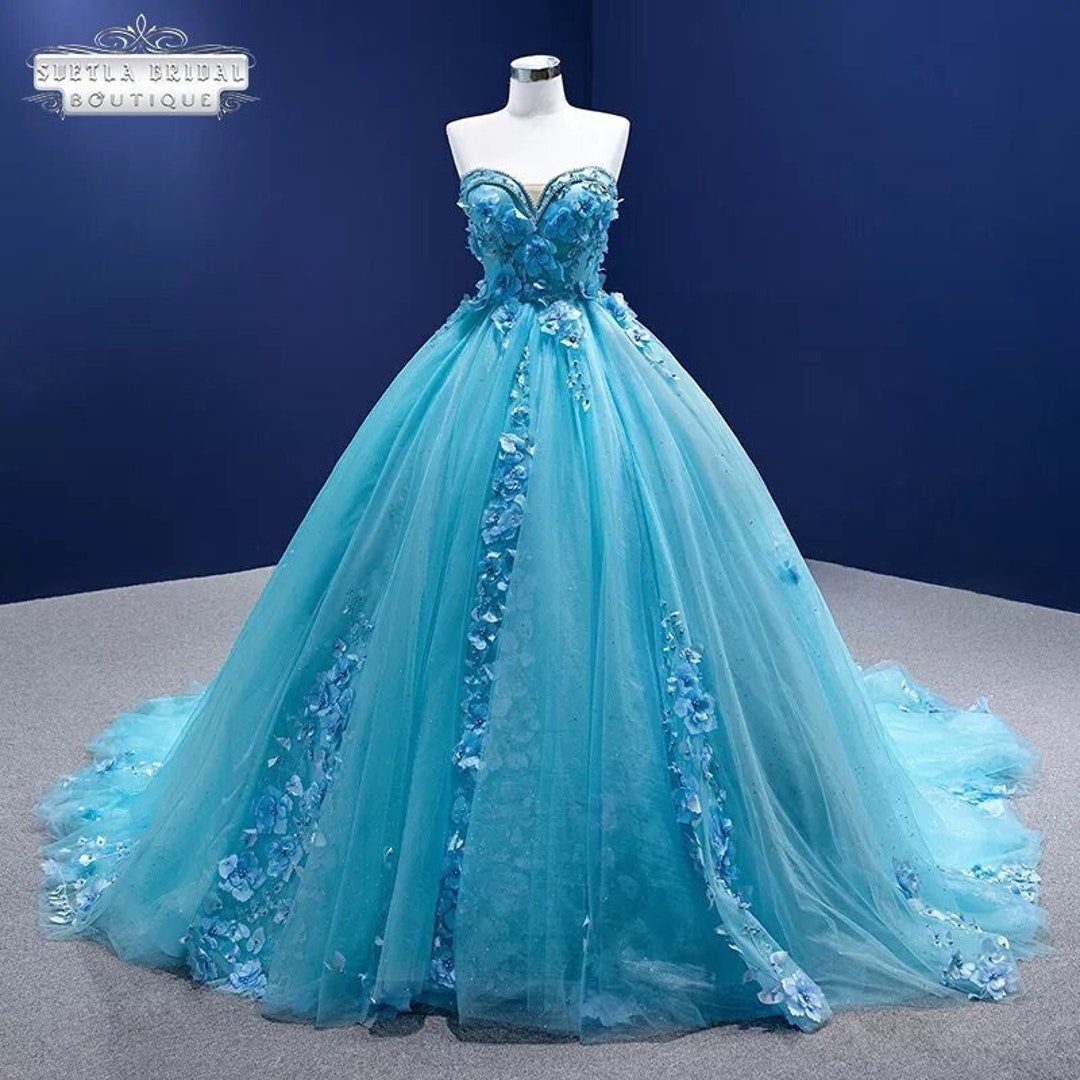 Sky Blue Pre Wedding Long Gown, Tailed at Rs 4000 in Surat | ID: 23933346830