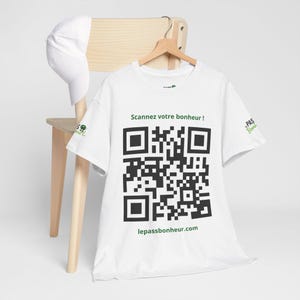 Scannez votre bonheur QR Code Tee | QR code t-shirt, lepassbonheur.com