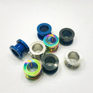 Pair of 316L Steel Screw Fit Tunnels Plugs