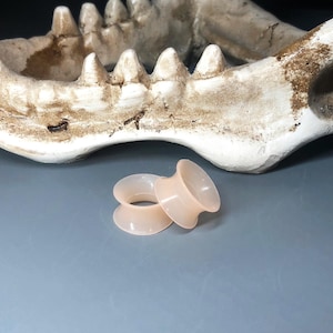 Pair of Silicone Ear Tunnels Ear Plugs Ear Gauges Ear Piercings
