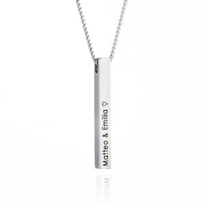 Personalized column necklace with engraving