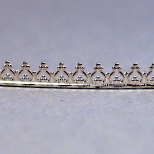 Gallery Wire Bezel - 22ga Inverted Heart Pattern - Sterling Silver - Choose Your Length