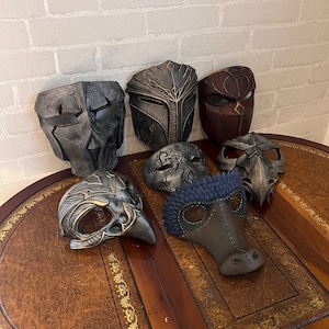 Magic Masks - Sorcerer - Wizard - Cosplay - Dark arts mask - Duellist mask - Sanguine mask - Legendary mask - Avenging raven - niffler