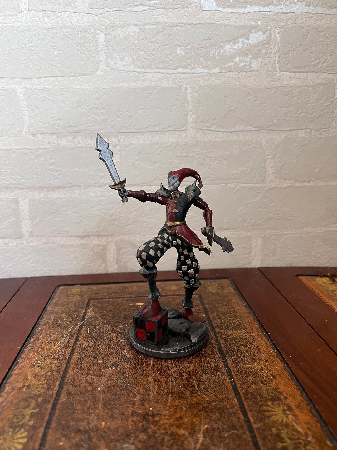 Shaco Figurine: League of Legends Fan Art, 3D Printed Resin Statue - Etsy