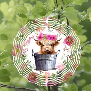 Tourneuse à vent PNG | Vache dans un seau | Téléchargement numérique | Éoliennes pour l&#39;extérieur/les jardins | Sublimation ronde de 10,5 pouces