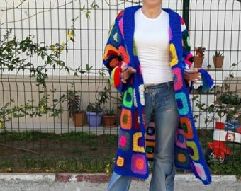 Damen Kapuzenjacke, häkeln Grandma Square Cardigan, Afghanischer Mantel, Patchwork Jacke, Boho Hippie Pullover, Handgestrickte blaue Strickjacke