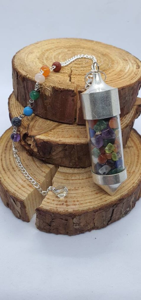 Cône Pendule 7 Chakras et Métal Argenté Radiesthésie