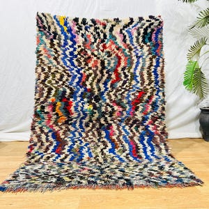 Tapete Boho Boucherouite de 4 x 5 pés: Tapete berbere marroquino feito à mão