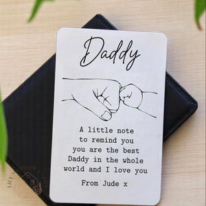 Tarjeta de billetera personalizada para el Día del Padre con papá y bebé - Regalo de feliz cumpleaños - Tarjeta de presentación de aluminio - Choque de puños