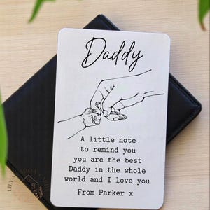 Carte portefeuille personnalisée pour la fête des pères tenant papa et bébé pour futur papa - Cadeau de joyeux anniversaire - Carte de visite en aluminium