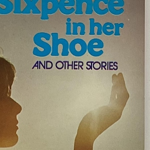 Sixpence in Her Shoe by Maura Treacy (1977 1st Poolbeg pb, Irish Short Stories)