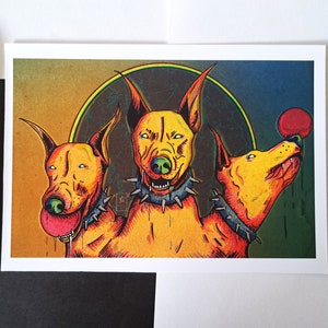 Lámina artística de Cerbero (A4/A5) - Perro de tres cabezas - Arte mural mitológico - Decoración de habitación con criaturas mitológicas - Lámina artística de animales adorables y peculiares
