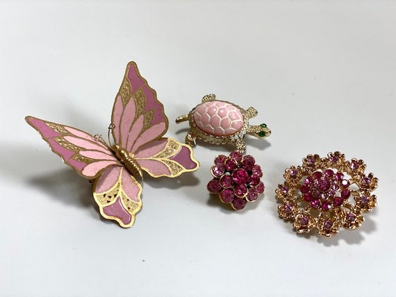 1960's Vintage Brooch Set - image 4