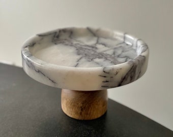 Small marble tray with mango wood base, serving plate made of high-quality marble