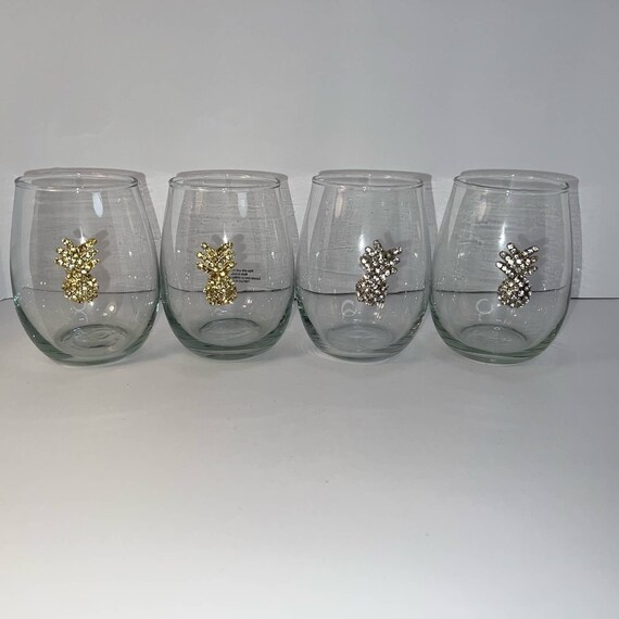 Lot of 6 ~ 4oz Wine Glasses ~ Etched with Pineapples