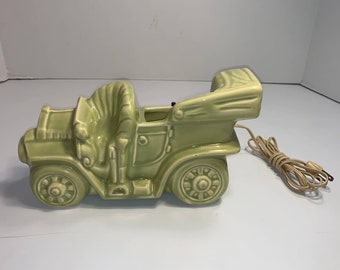 Mid Century MCM Green McCoy Made Car TV Lamp /Planter From Buckingham Ceramics