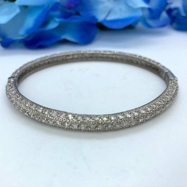 Elegant sterling silver Pavee diamonds hinged Bracelet (CZ). 7.5”. Formal or casual wear.